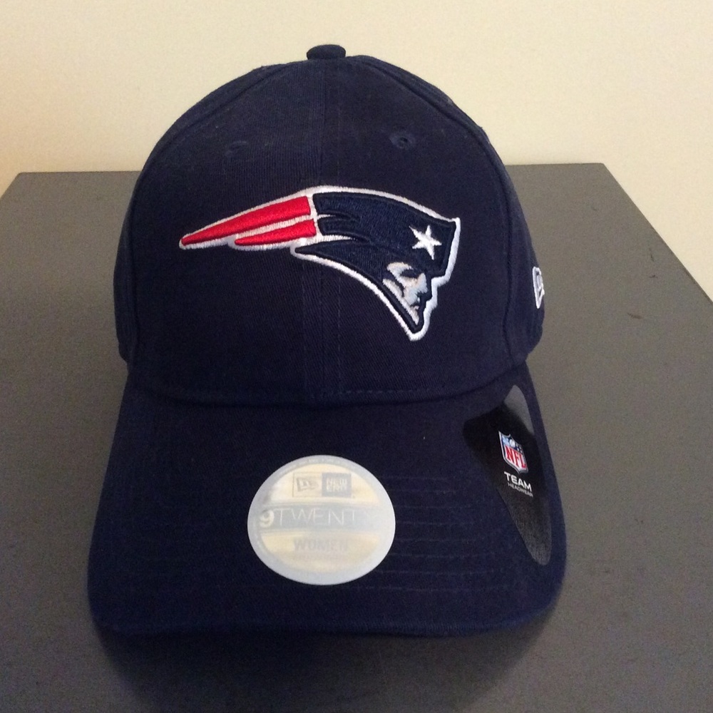 Women’s Patriots Ball Cap
